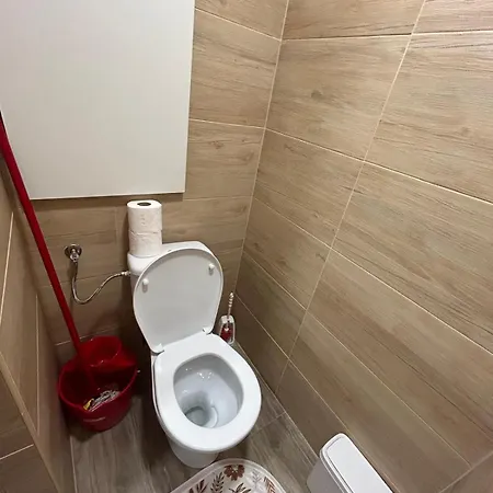 Ve Meste Pro 2 Osoby Апартаменты Пернинк